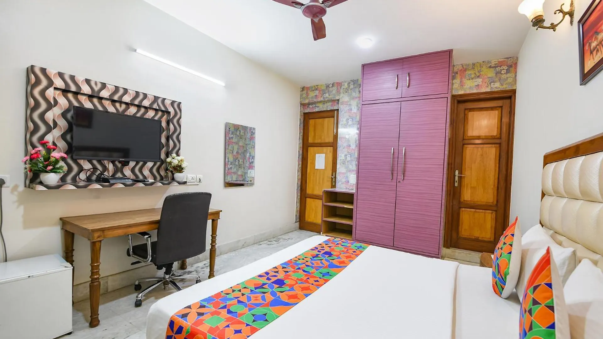 Fabhotel Akashneem - Mgf Metropolitan Mall Γκουργκάον Ινδία