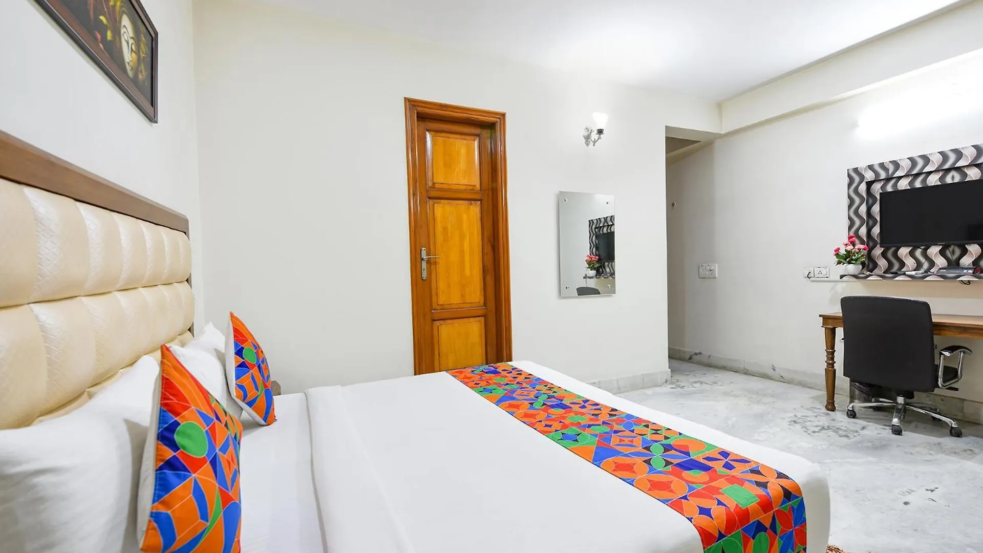 Fabhotel Akashneem - Mgf Metropolitan Mall Γκουργκάον Ινδία